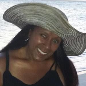 Meet your Posher, Ines